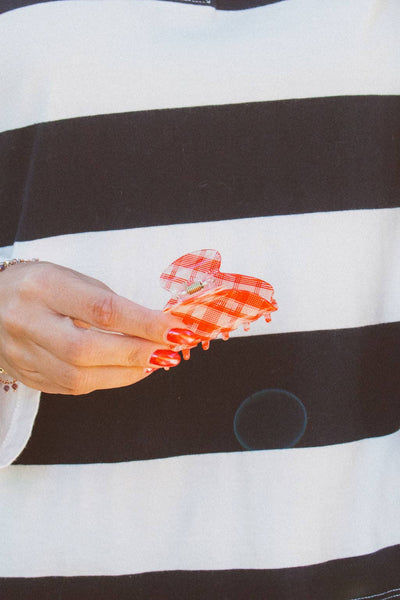 Shop Andi - Cardinal Gingham Claw Clip