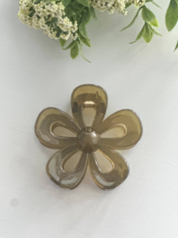 Harris Girls & Co. - Pop of Floral "Light Brown" Hair Clip