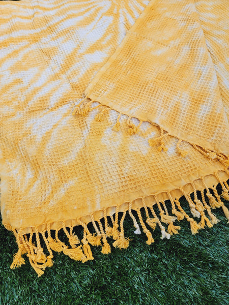 EBRU Home - 4 WAFFLE THROW/ Blanket , Assorted Tie-Dye Waffle Towel