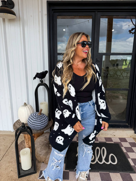 BLAKELEY - PREORDER- BOO CREW REVERSIBLE CLOUD CARDIGAN