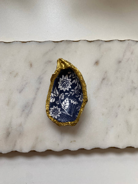 Del Mar Designs DC - Navy Floral Oyster Shell Jewelry Dish