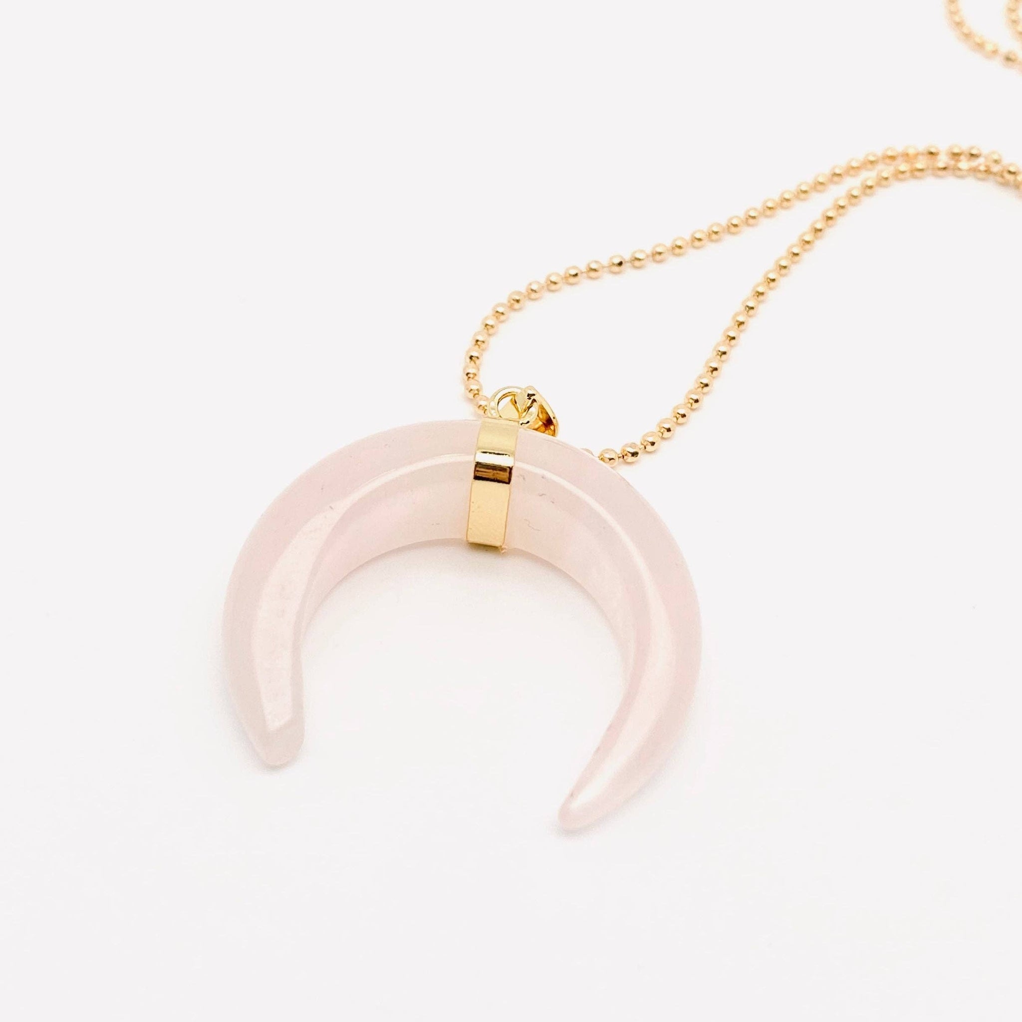 Mio Queena - Natural Stone Crystal Moon Meniscus Pendant Necklace - CS/MS