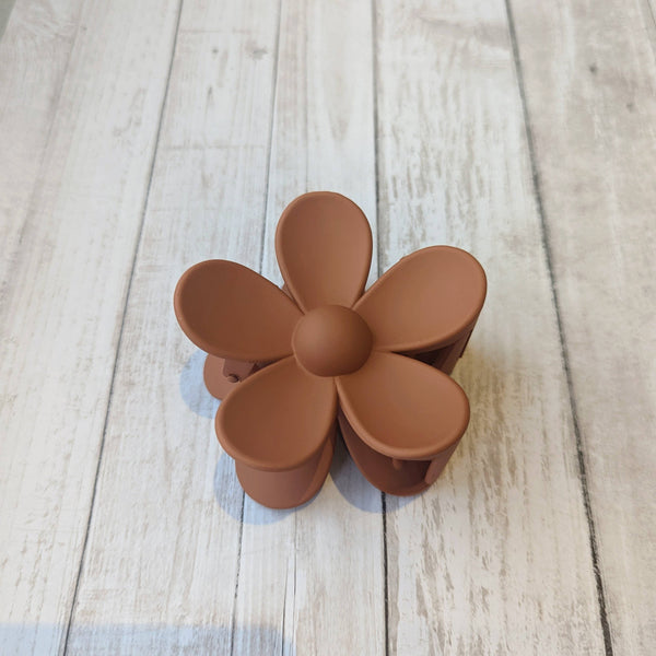 iconic mi - Daisy Flower Matt Hair Accessory Claw Clip 3": Raspberry
