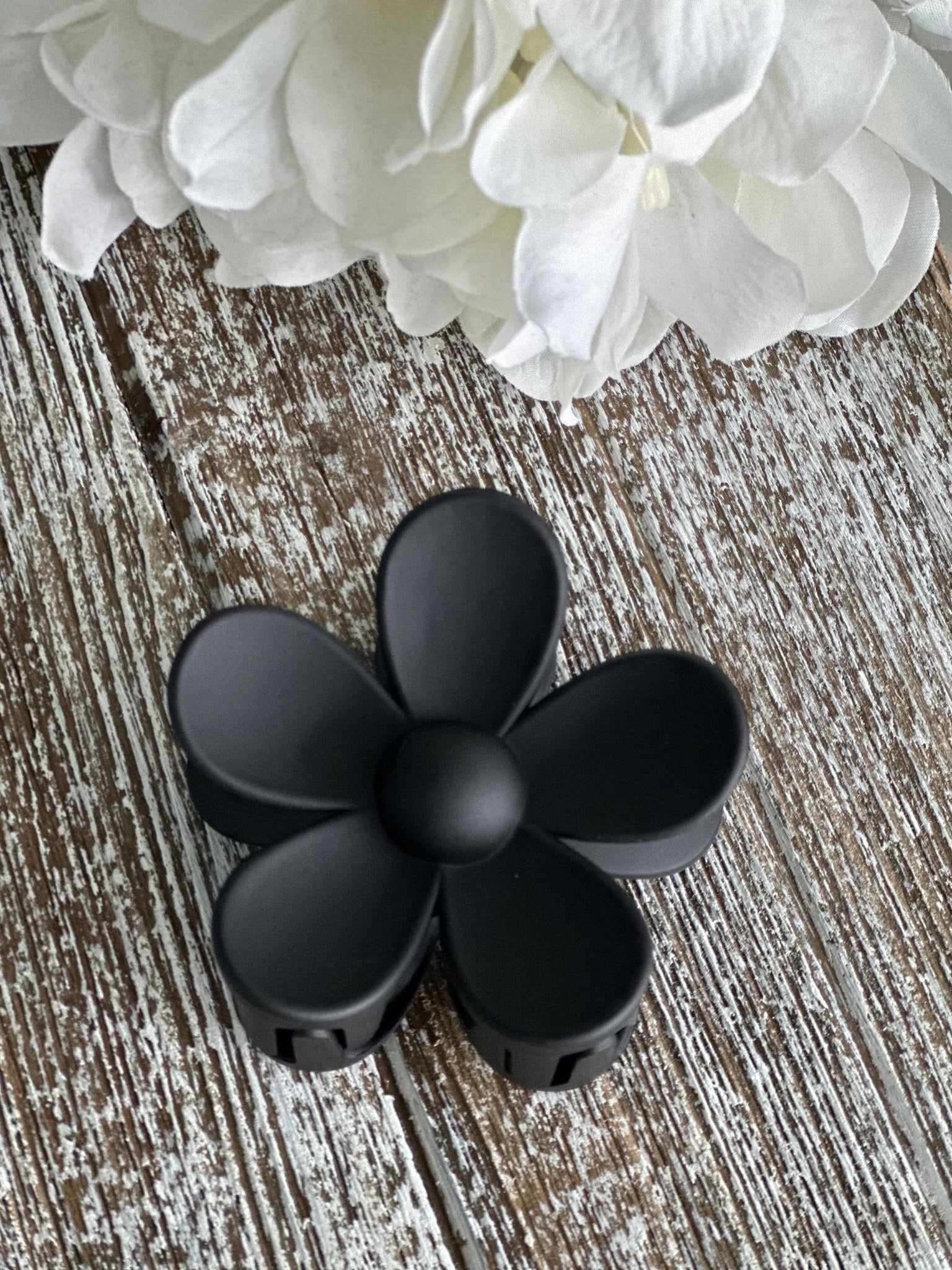 Harris Girls & Co. - Flower Power "Black" Hair Clip