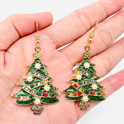 Mio Queena - Christmas Tree Rhinestone Stars Pearl Dangle Earrings