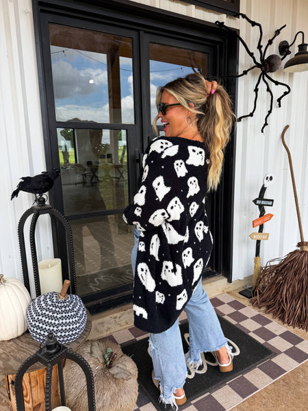 BLAKELEY - PREORDER- BOO CREW REVERSIBLE CLOUD CARDIGAN