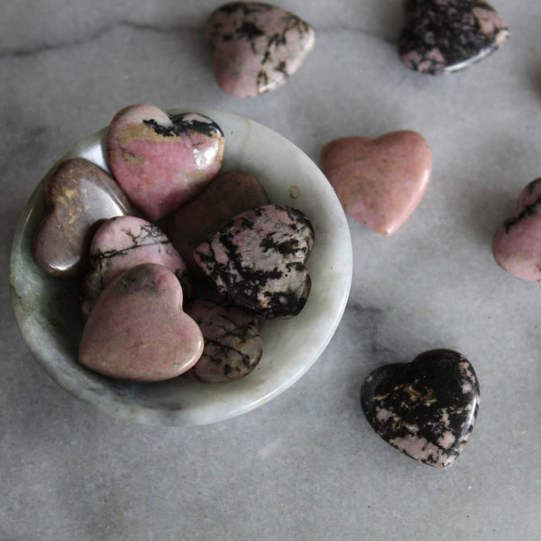 Pebble House - Rhodonite 20mm Heart (Crystals & Stones)