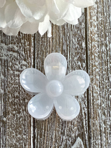 Harris Girls & Co. - Flower Power "White Shimmer" Hair Clip