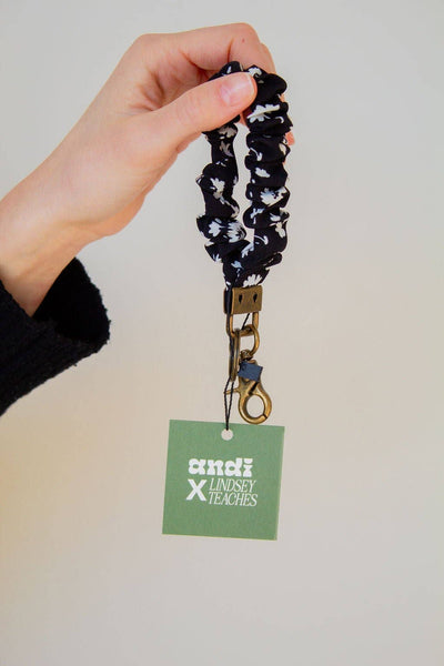 Shop Andi - Onyx Floral Keychain