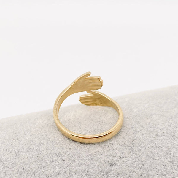 Mio Queena - Hands Cuddling Gold Plated Stainless Steel Ring - FGS