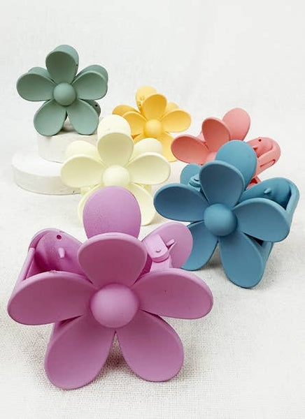 Love and Repeat - Daisy Matte Hair Claw