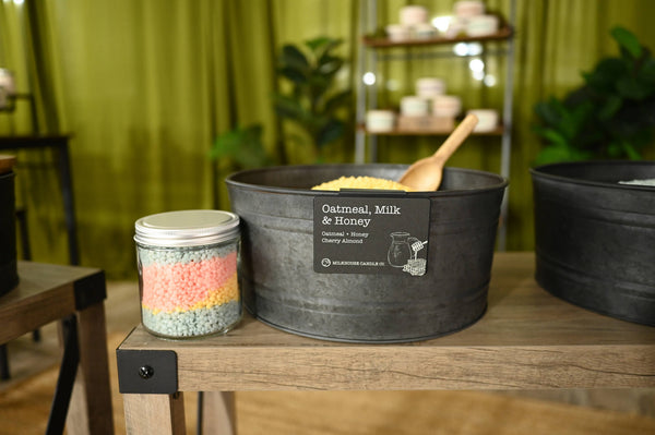 Milkhouse Candle Company - Candle Bar - 10 oz Glass Wicked Jar with Lid