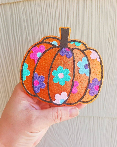 Bless Your Cottons - Daisy Pumpkin Car Freshener: White / Vanilla pumpkin marshmellow