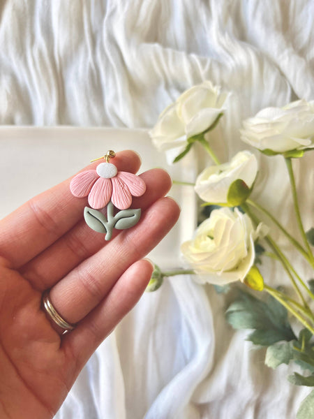 SeizeTheClayJewelry - Flower Clay Earrings, Daisy Clay Earrings, Floral Earrings