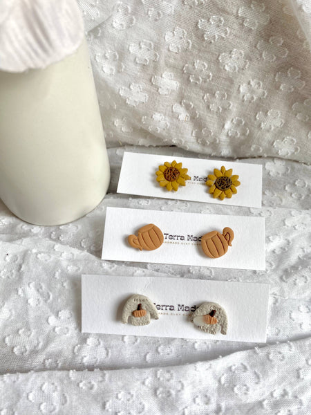 Terra Made - Sunflower stud earrings