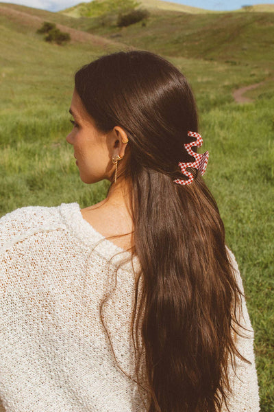 Shop Andi - Red Wavy Checked Claw Clip