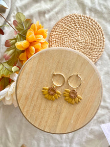 Terra Made - Sunflower hoop earrings 