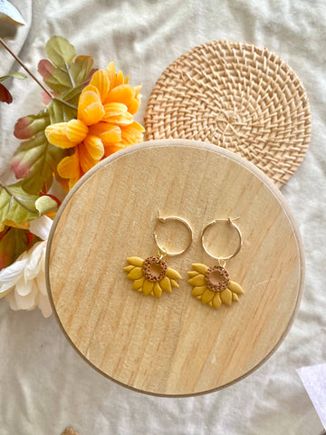 Terra Made - Sunflower hoop earrings 