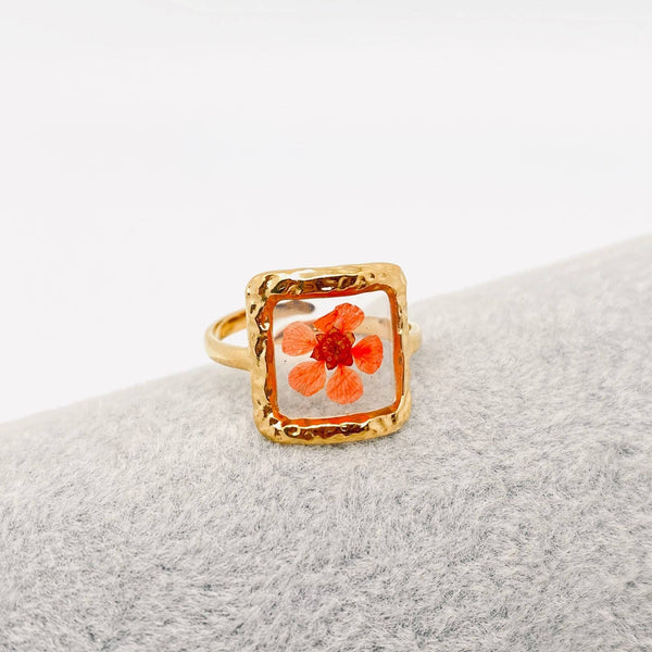 Mio Queena - 18K Gold Plated Stainless Steel Floral Ring - FGS/PDF
