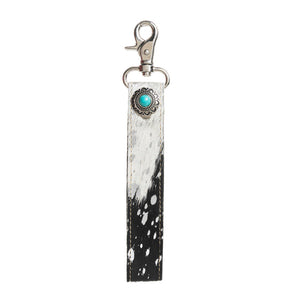 Concho Delight Key Fob in Black & White	 - MYRA BAG