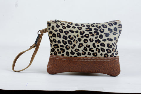 Wow Factor Pouch - MYRA BAG