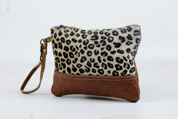 Wow Factor Pouch - MYRA BAG