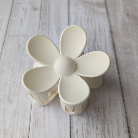 iconic mi - Daisy Flower Matt Hair Accessory Claw Clip 3": White