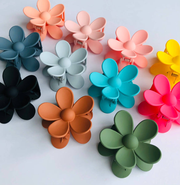 iconic mi - Daisy Flower Matt Hair Accessory Claw Clip 3": Raspberry