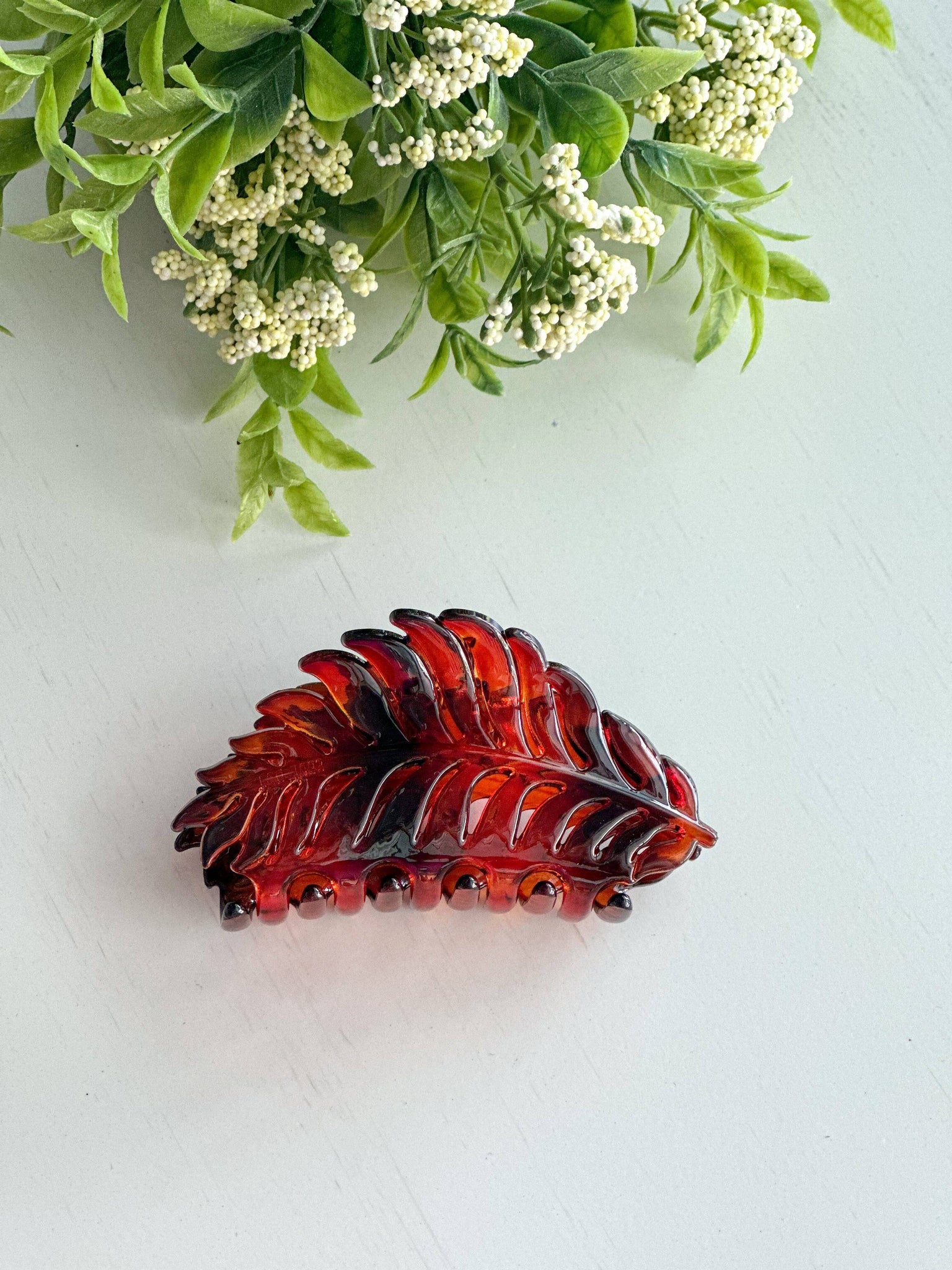 Harris Girls & Co. - Leaf Clip "Translucent Dark Brown"