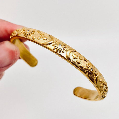 Mio Queena - 18K Gold Plated Stainless Steel Star Moon Sun Cuff - FGS/MS