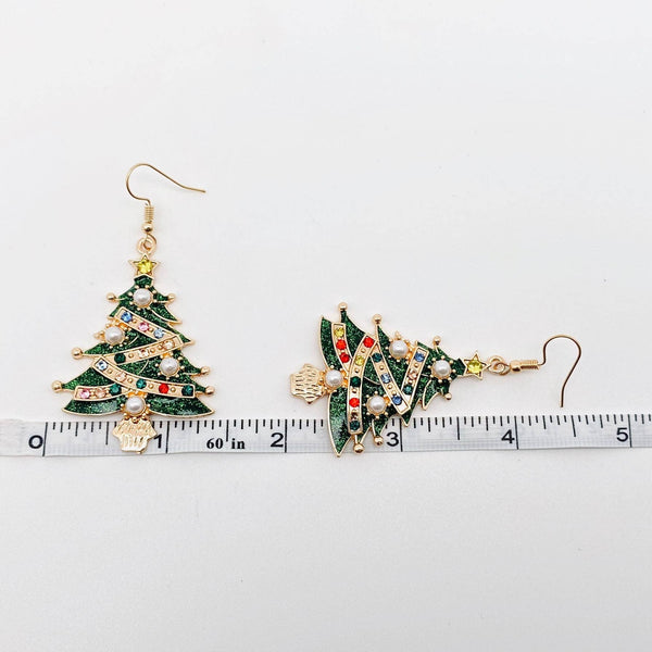 Mio Queena - Christmas Tree Rhinestone Stars Pearl Dangle Earrings