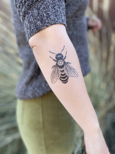 NatureTats - Big Bee Temporary Tattoo