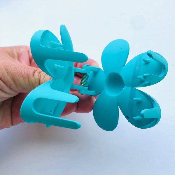 iconic mi - Daisy Flower Matt Hair Accessory Claw Clip 3": Raspberry