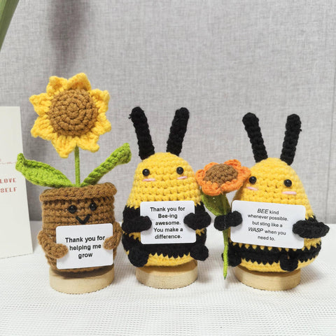 TOMOPOD LLC - Adorable Handmade Crochet Bee With Sunflower