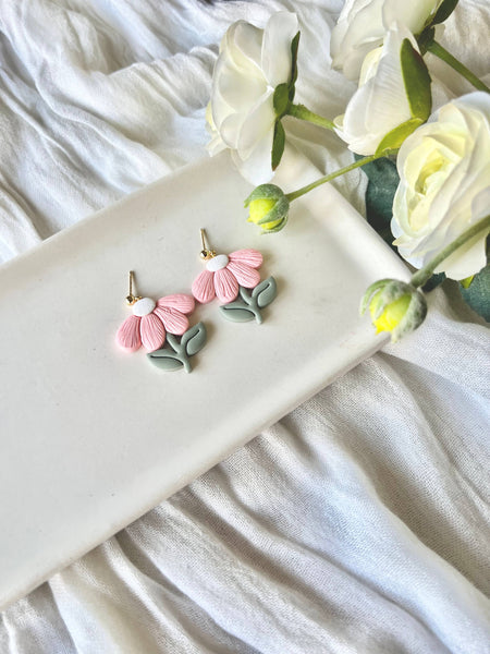 SeizeTheClayJewelry - Flower Clay Earrings, Daisy Clay Earrings, Floral Earrings