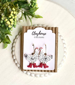 Clayhouse Colours - Chicken with Boots Hoops: White/Red Boots