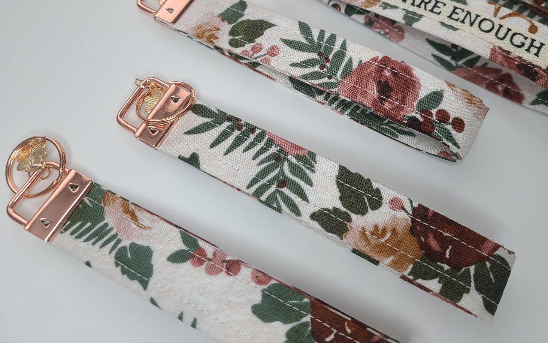 ChunkyBear&Me - Mauve Floral Wristlet Keychain - BLANK