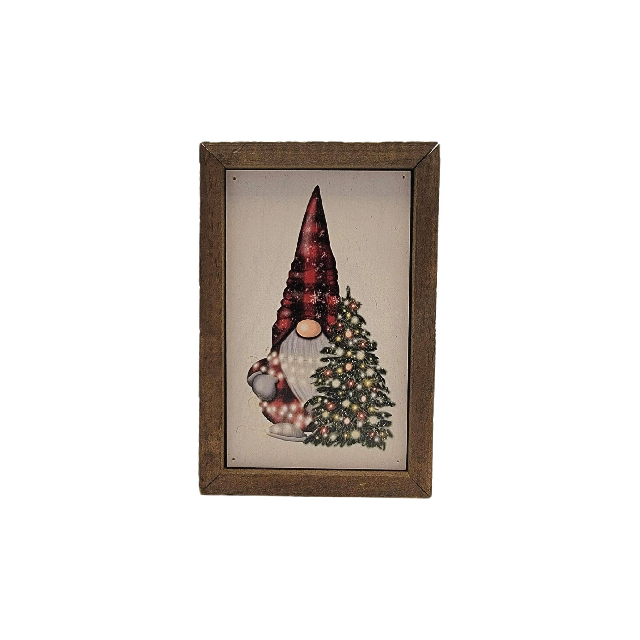 Driftless Studios - 6X4 Christmas Tree Gnome - Christmas Décor