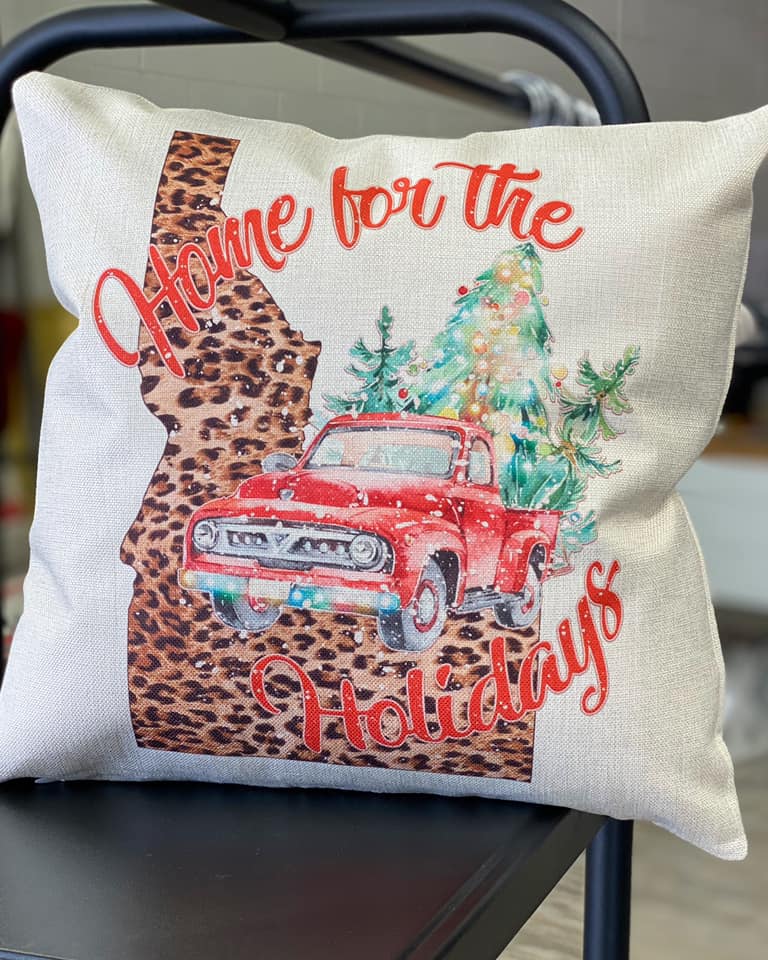 Cheetah Idaho - Home for the Holidays Throw Pillow