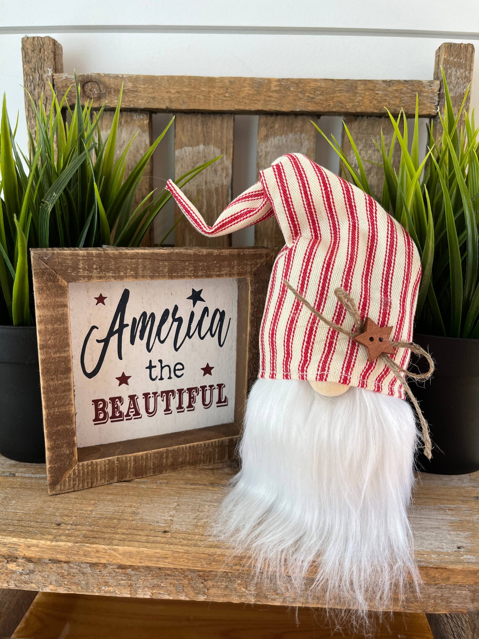 Kate + Em - 4th of July Summer 6" Gnome - Vintage Red Stripe