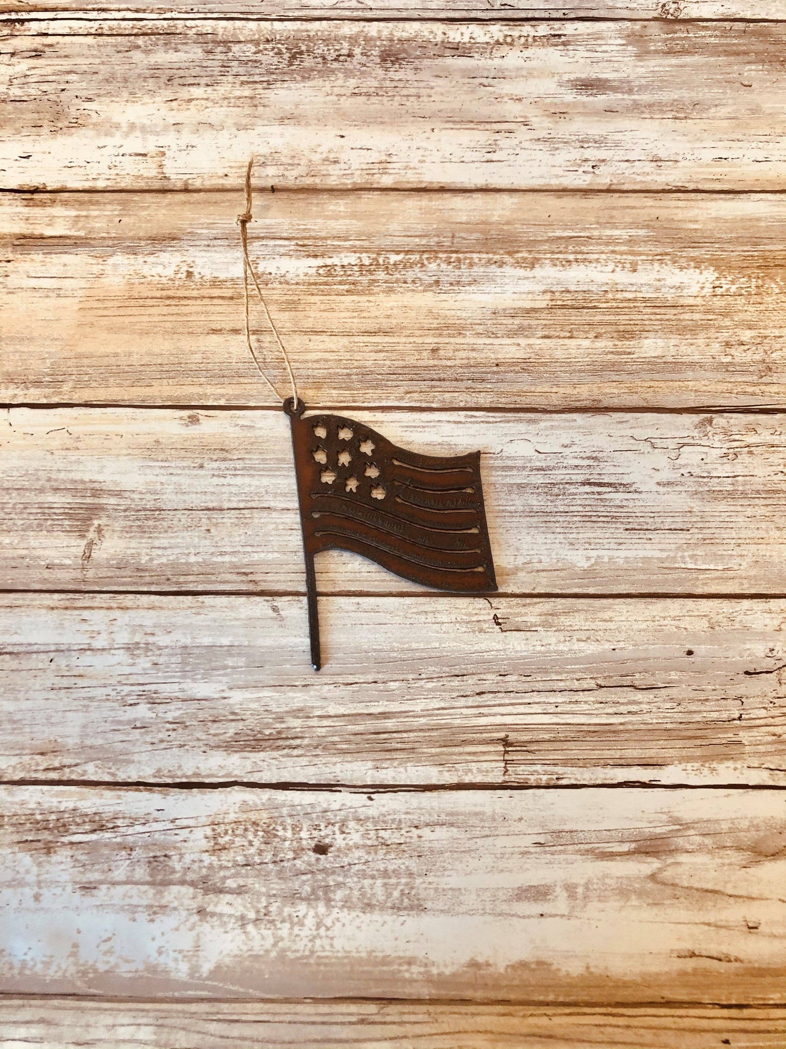 Universal Ironworks Inc - American Flag Rustic Ornament