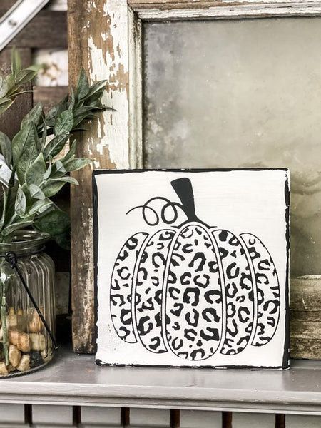 Leopard Pumpkin (5.5" x 5.5")