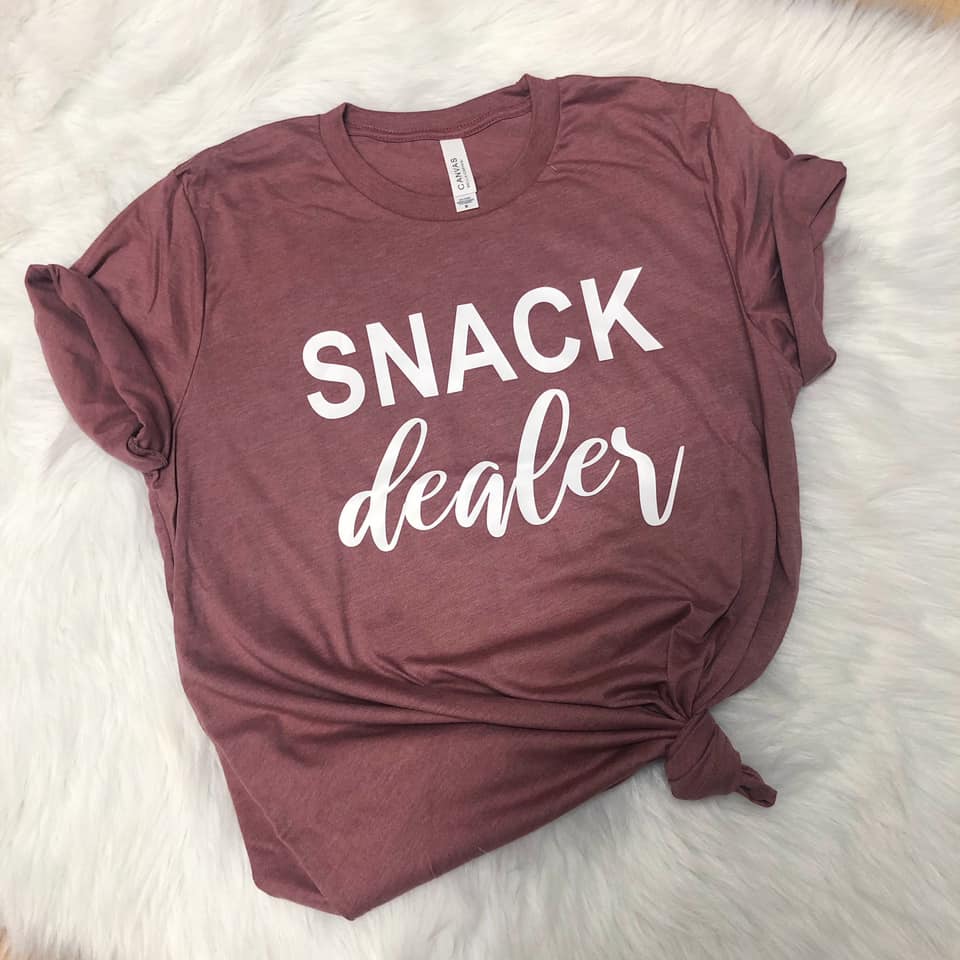 SNACK DEALER TEE - MAUVE